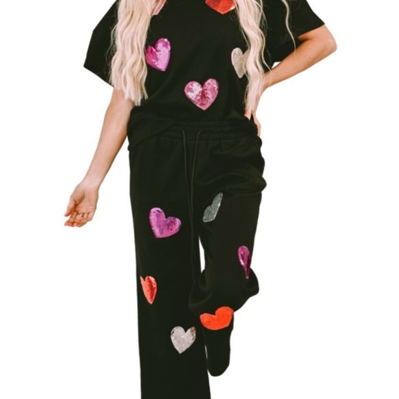 Tops - Black Heart Print Lounge Set